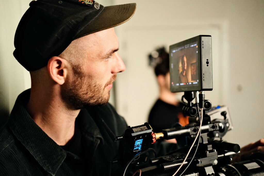 Cameraman Dries filmt close-up scène tijdens de Champions League lanceringsvideo voor Club Brugge