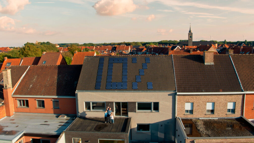 Tv-spot met Jacques Vermeire voor MR Solar door Het Peloton